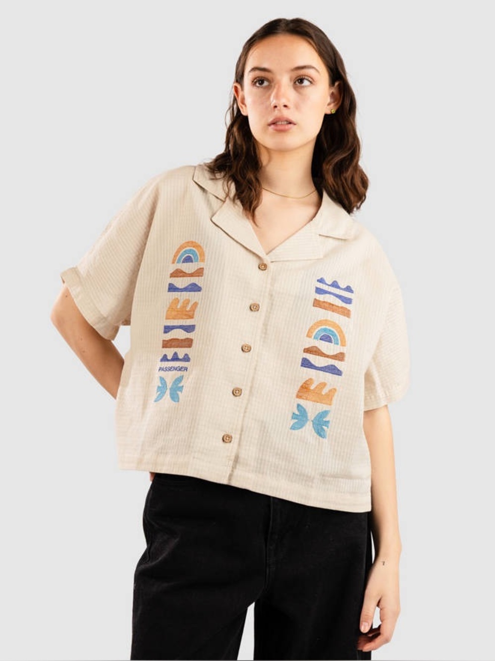 Passenger Arden Organic Cotton Short Sleeve Shirt Size 6